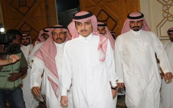   مصر اليوم - الأمير سعود بن عبدالمجيد يزور متحف دار المدينة المنورة