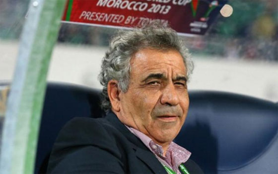   مصر اليوم - انفصال بالتراضى بين المدرب البنزرتى والرجاء البيضاوى