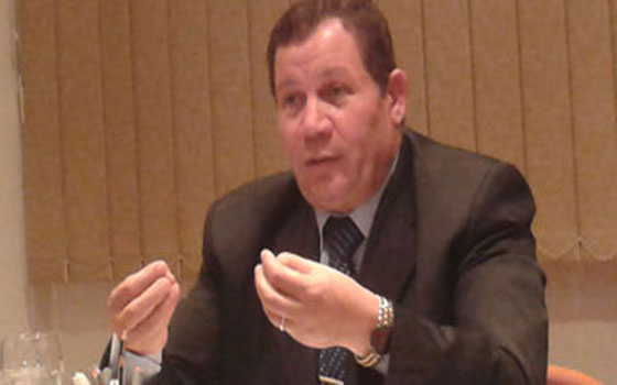   مصر اليوم - محافظ دمياط يأمر بإزالة الدعاية الانتخابية والعبارات المسيئة