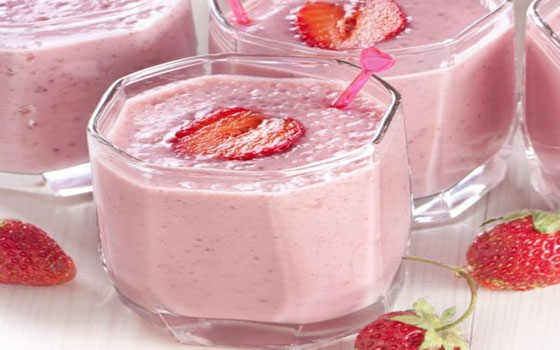   مصر اليوم - عصير الفراولة باللبن