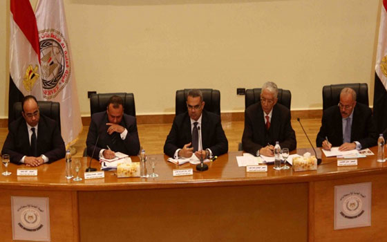   مصر اليوم - العليا للانتخابات تمنع تواجد المسؤولين داخل اللجان في السويس