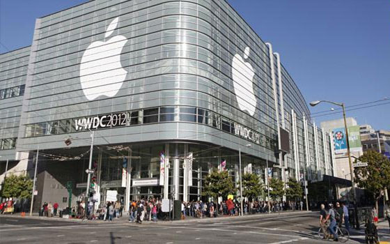   مصر اليوم - أبل تطالب بحظر مبيعات هواتف سامسونغ المنتهكة لبراءات اختراعها