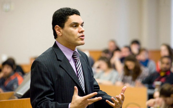 مصر اليوم - عبد الفتاح يُطالب صباحي بتوضيح موقفه من جماعة الإخوان