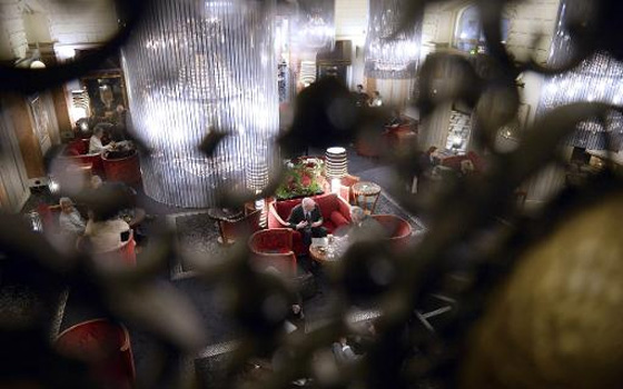   مصر اليوم - حساء تمساح وفأر نافق طلبات غريبة ترد إلى الفنادق