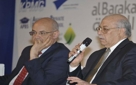   مصر اليوم - محافظ البنك التونسي يشيد بالقطاع المصرفي الخليجي