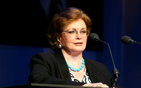   مصر اليوم - جيهان السادات تدعو المصريين للمشاركة في انتخابات الرئاسة