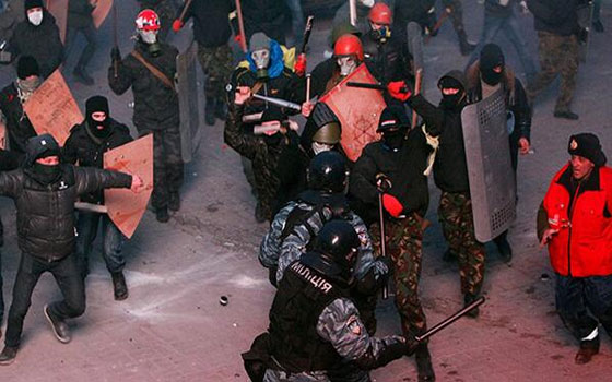   مصر اليوم - مقتل اثنين وإصابة ثمانية في اشتباكات شرقي أوكرانيا