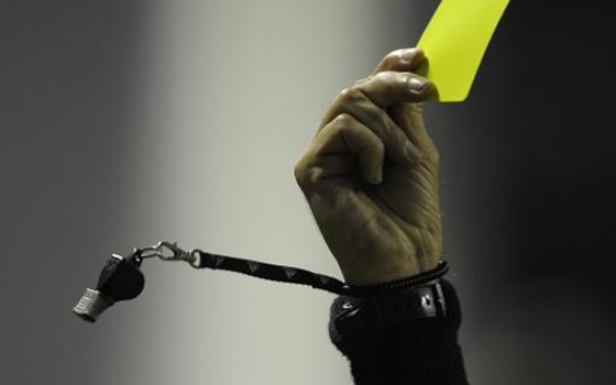 مصر اليوم - الصافرة الذهبية لحيمودي للعام الثاني على التوالي