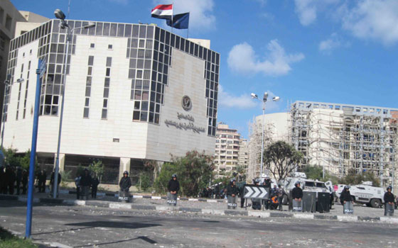   مصر اليوم - أمن بورسعيد يتصدى لتهريب البضائع الأجنبيّة