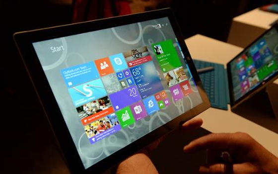 مصر اليوم - مايكروسوفت تخالف التوقعات وتطرح جهازًا لوحيا أكبر حجمًا