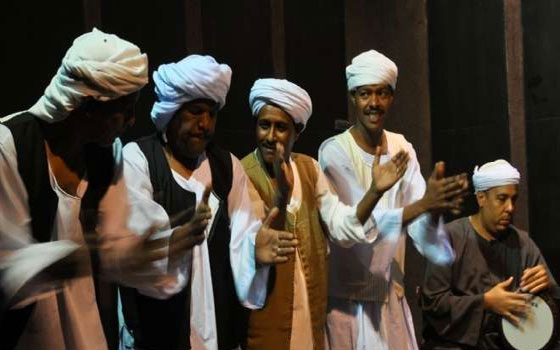   مصر اليوم - مؤسس فرقة الكفافة يستعد لجولة فنية في انكلترا