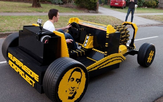   مصر اليوم - سيارة مصنوعة بالكامل من الـ LEGO تمشي في الشوارع