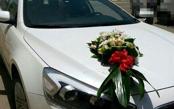   مصر اليوم - مؤيدون لقيادة المرأة يهدون ناشطة سعودية سيارة جديدة بدلاً من سيارتها المحتجزة