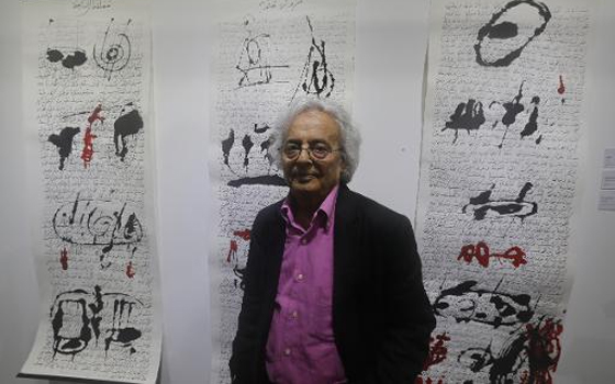   مصر اليوم - أدونيس يعتبر أن مشكلة تغيير النظام مشكلة ثانوية في سورية