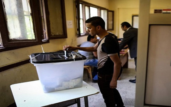   مصر اليوم - رئيس بعثة الاتحاد الأفريقي لمراقبة الانتخابات الرئاسيّة يغادر القاهرة