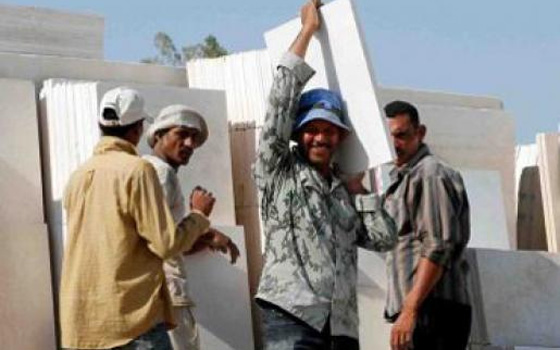   مصر اليوم - وزارة العمل الأردنيّة تحصل على 25 مليون دينار من تصاريح العمالة الوافدة