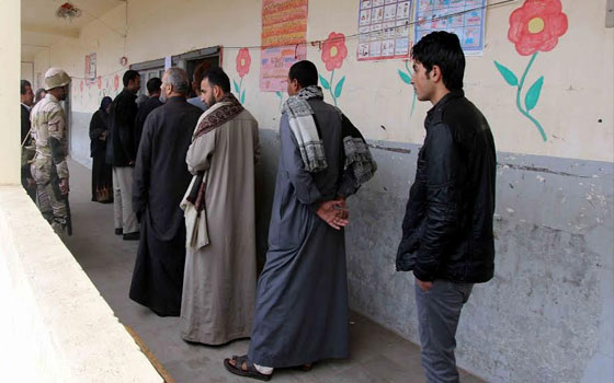   مصر اليوم - تأخّر فتح لجنتين في السويس بسبب سوء حالة الطرق