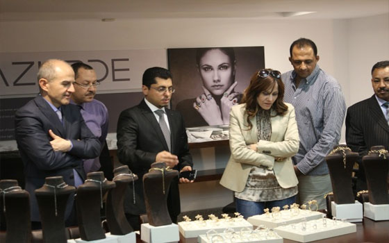   مصر اليوم - لازوردى تعتزم ضخ استثمارات جديدة في السوق المصرية