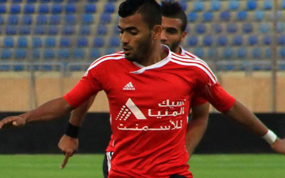   مصر اليوم - إسلام رشدي يخضع للكشف في المركز الطبى العالمى تمهيدًا للانتقال للأهلي