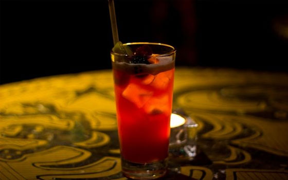   مصر اليوم - كوكتيل الرمان بالتفاح والأناناس