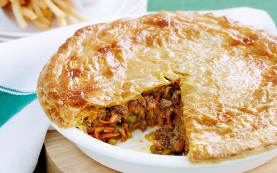   مصر اليوم - فطيرة شرائح اللحم بالخضروات