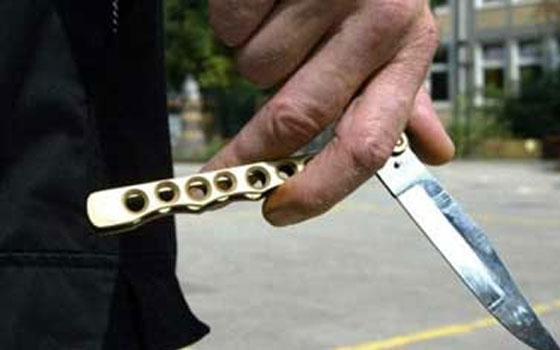 مصر اليوم - توقيف 3 أشخاص اقتحموا مدرسة بالأسلحة البيضاء في الجيزة