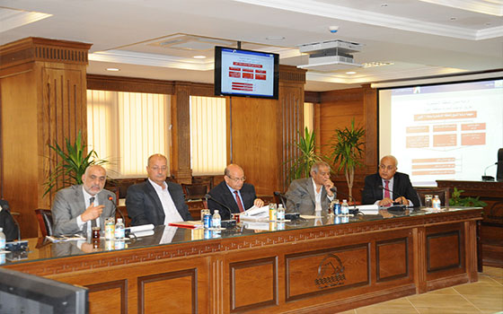   مصر اليوم - إنشاء أكبر منطقة استثماريّة حرة في طريق الواحات البحريّة بتكلفة 30 مليار جنيه