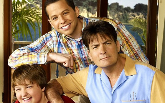   مصر اليوم - مسلسل رجلان ونصف يتوقف بعد.. 12 موسماً