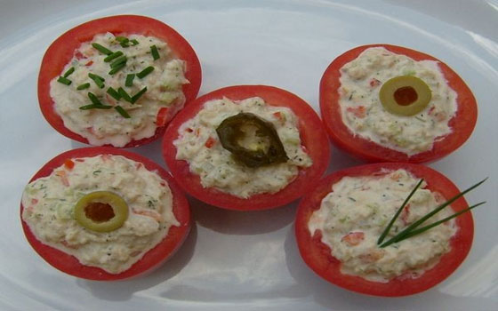   مصر اليوم - تحضير سلطة التونة بالفلفل