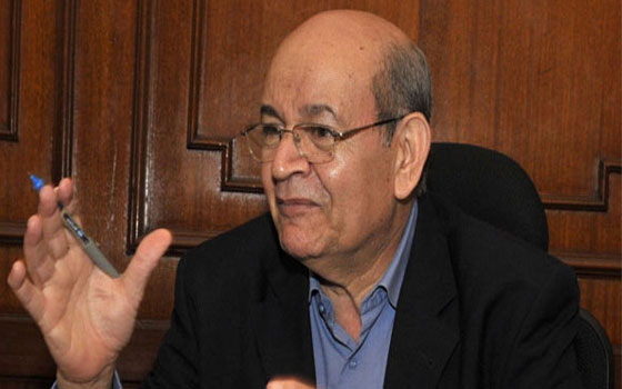 مصر اليوم - محافظة الجيزة تؤكّد القبض على شخص كان يصوّر لجنة انتخابيّة