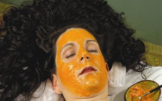   مصر اليوم - الجزر بالعسل لحماية البشرة الحساسة في الصيف