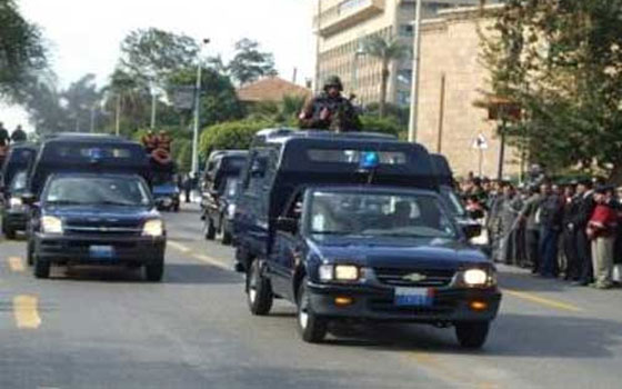 مصر اليوم - توقيّف 44 مطلوبًا وتحريّر 243 مخالفة مروريّة في العريّش