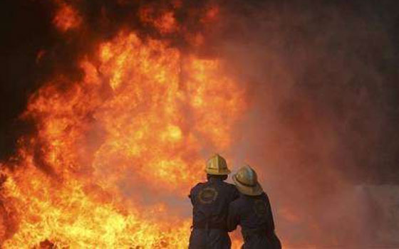   مصر اليوم - السيطرة على حريق شب فى فلنكات قديمة للسكة الحديد في سوهاج