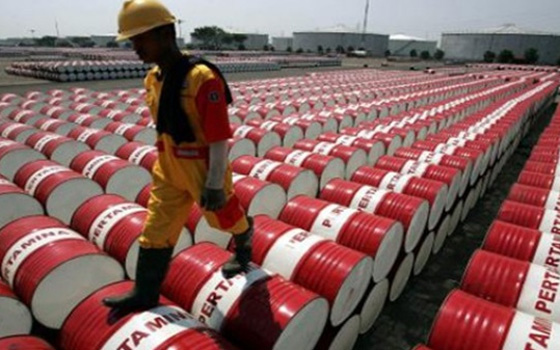   مصر اليوم - الملا يعلن عن افتتاح غرفة تحكم في توزيع وتداول المنتجات البتروليَّة