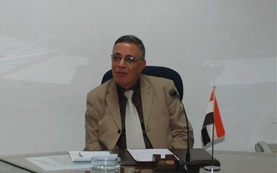   مصر اليوم - محافظ سوهاج يتفقد اللجان الانتخابيّة فى مدارس أخميم