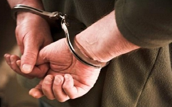 مصر اليوم - القبض على عاطل بحوزته مُخدّرات في العريش