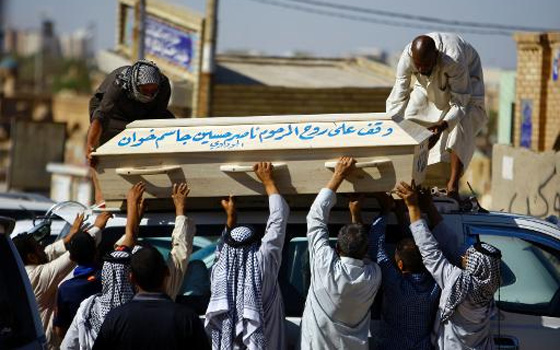   مصر اليوم - ستة قتلى في تفجيرين أنتحاريين قرب مقر للشرطة وسط بغداد