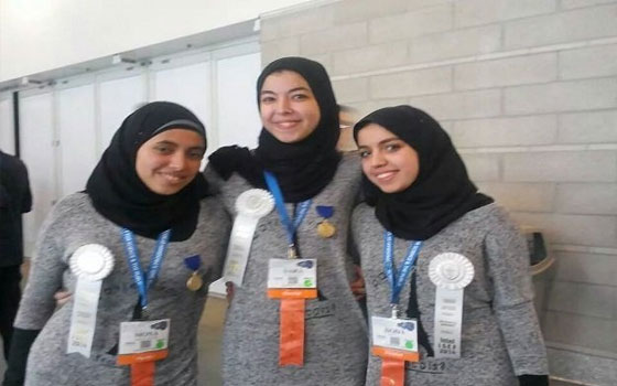   مصر اليوم - 3 طالبات مصريات يفزن بالمركز الثَّالث في مسابقة إنتل الدُّوليَّة للعلوم