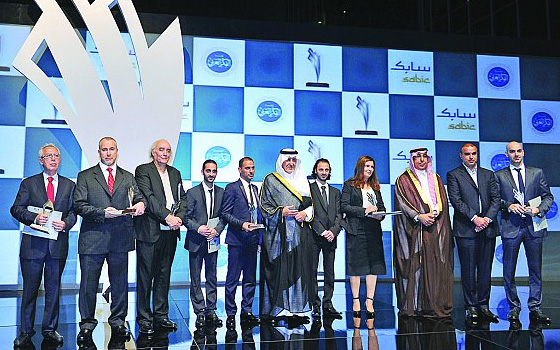   مصر اليوم - الفكر العربّي تفتحُ  باب الترشيّح لجائزتي الإبداع و أهم كتاب