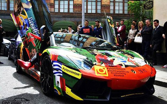   مصر اليوم - لامبورجيني أفينتادور تكتسي بألوان كأس العالم