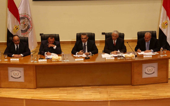   مصر اليوم - اللجنة الانتخابيَّة في حالة انعقاد دائم لمراقبة التزام المرشحَيْن بضوابط الدعايَّة والإنفاق