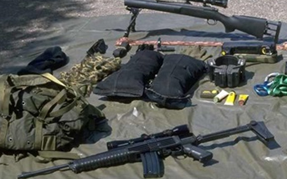   مصر اليوم - ضبط كميّة من الأسلحة في حوزة ثلاثة فلسطينيين في الشيخ زويد