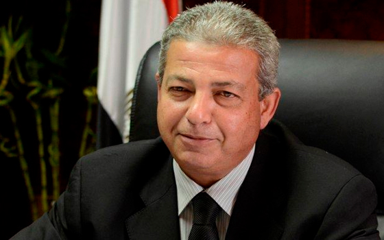 مصر اليوم - عبد العزيز يطمئن هاتفيًا على بعثة مصر في بتسوانا