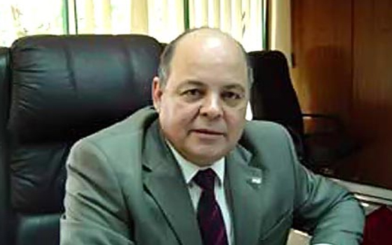   مصر اليوم - صابر عرب على رأس مشيعي جنازة الكاتب سعد هجرس