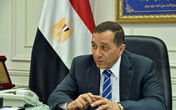   مصر اليوم - مصطفى هدهود يمنح فرصة عمل لبطل العالم في لعبة الكوشو كونغ فو