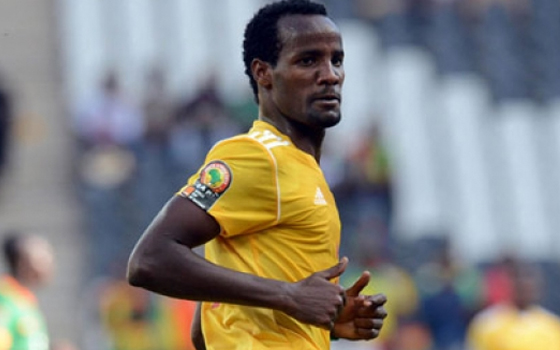 مصر اليوم - سموحة يتفاوض لتدعيّم صفوفه بالإثيّوبي صلاح الديّن