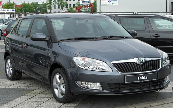   مصر اليوم - سكودا فابيا قد تتحول إلى سيدان