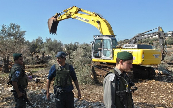 مصر اليوم - جرافات الأحتلال تتوغل بشكل محدود شرق غزة