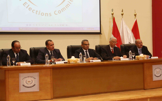   مصر اليوم - حسن سلامة يؤكّد وجود مبالغة بشأن منع الوافدين من التصويت