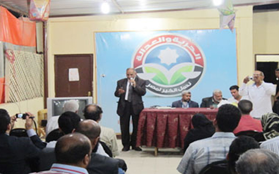   مصر اليوم - تجديد حبس أمين إعلام الحرية والعدالة في السويس 15يومًا